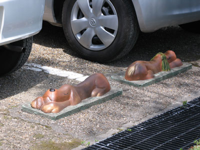 車止め