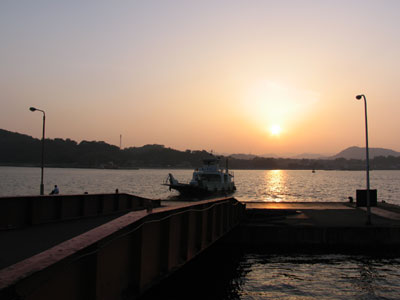 戸崎港